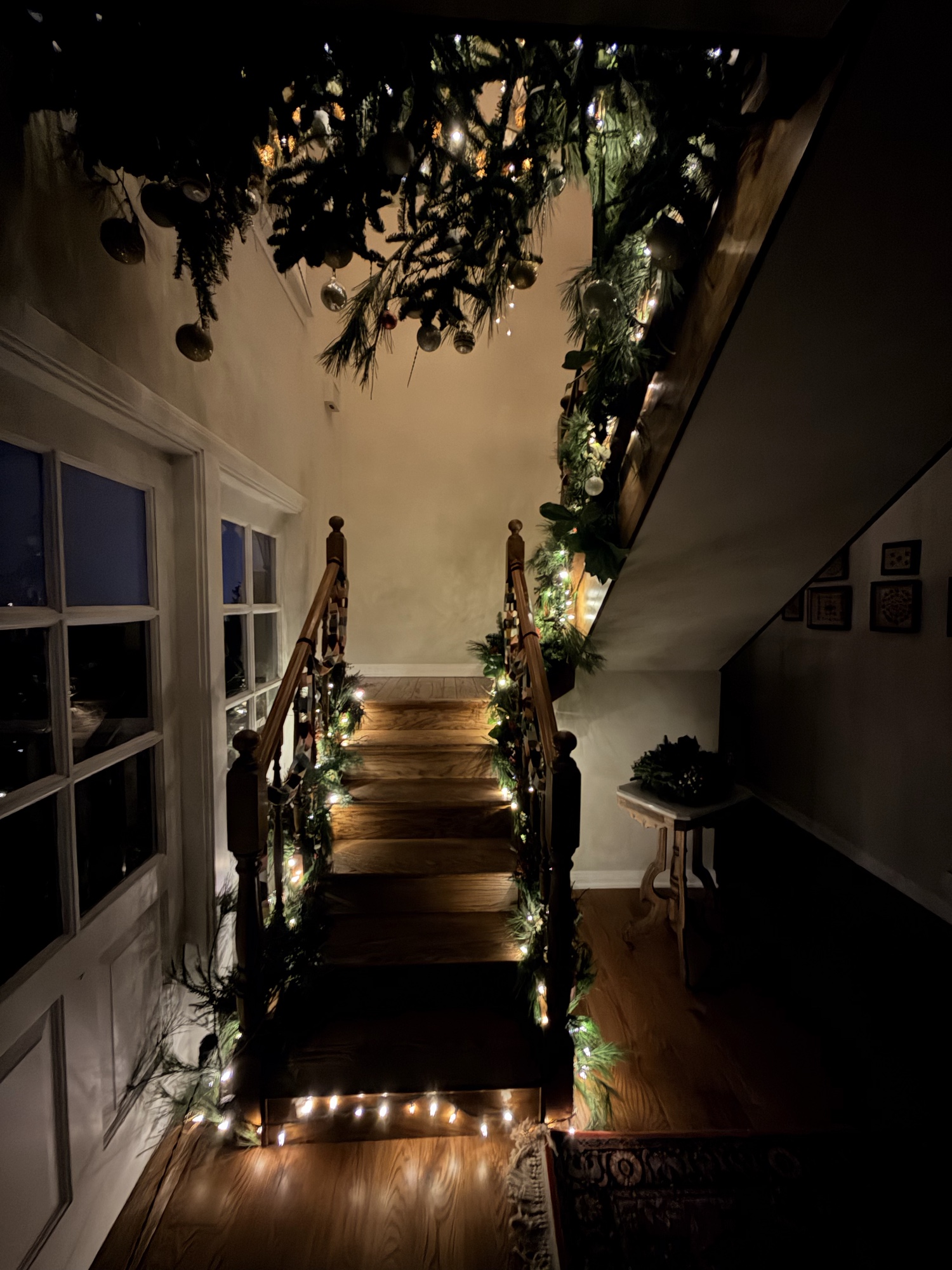 Christmas staircase garland