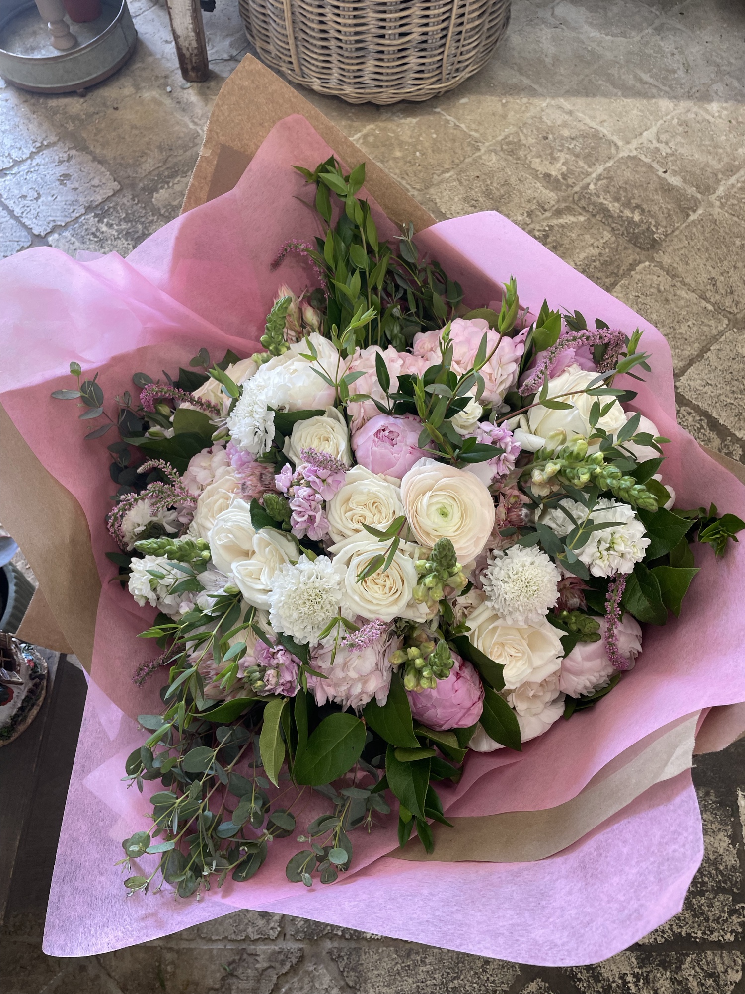 Wrapped Blooms — Luxe